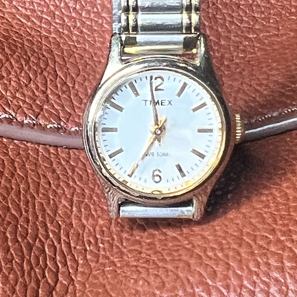 VINTAGE Timex Two-Tone Silver and Gold Watch